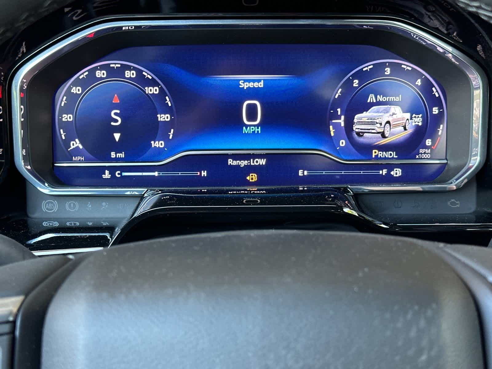 2025 Chevrolet Silverado 1500 LT 24