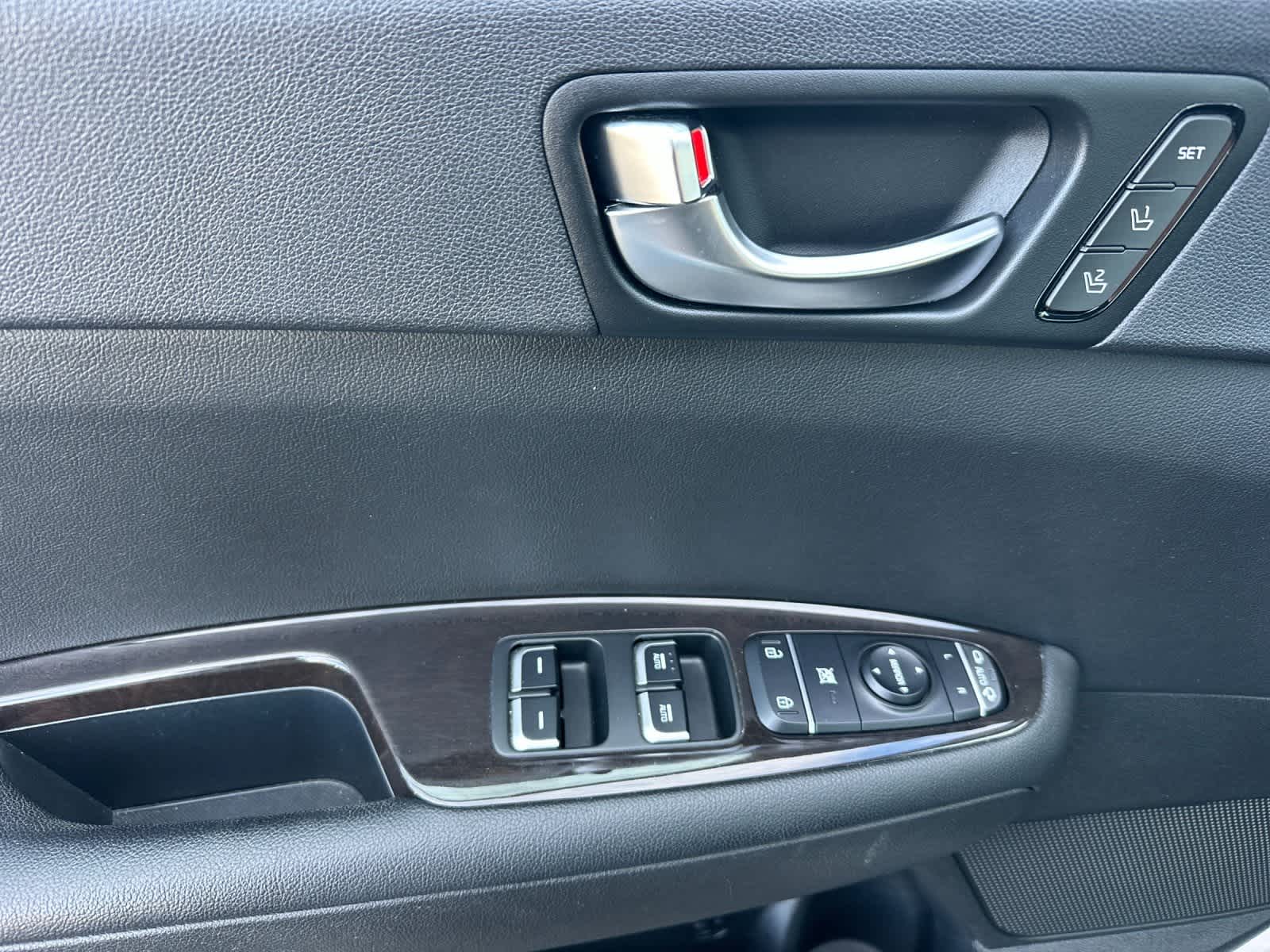 Thumbnail: 2016 Kia Optima - 12