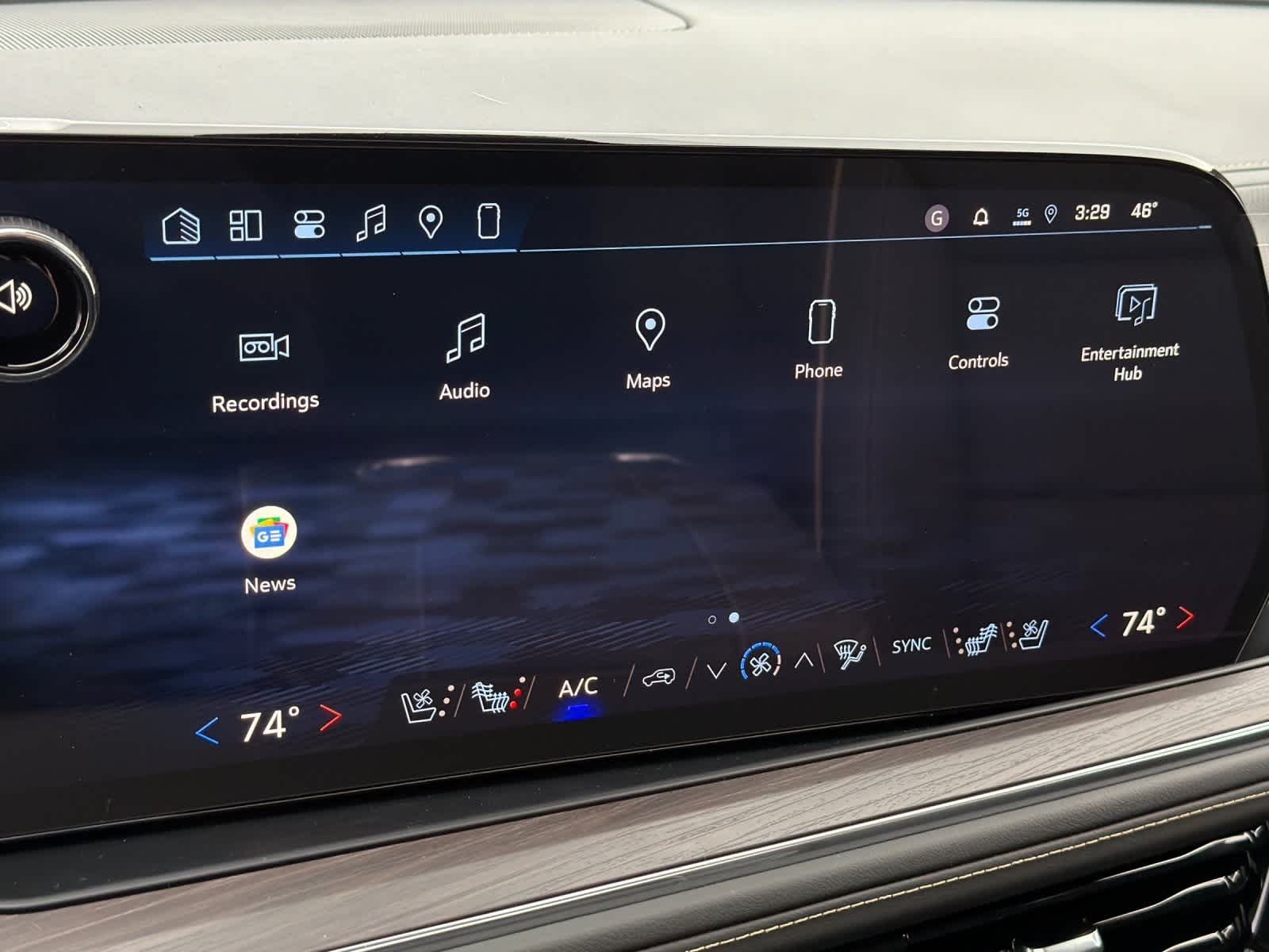 Thumbnail: 2026 Chevrolet Tahoe - 20