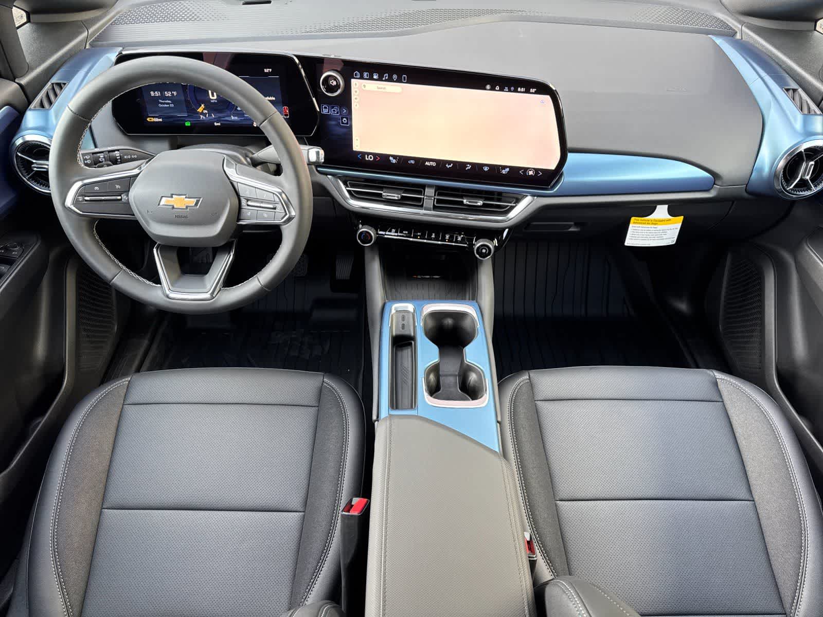 Thumbnail: 2026 Chevrolet Equinox - 3