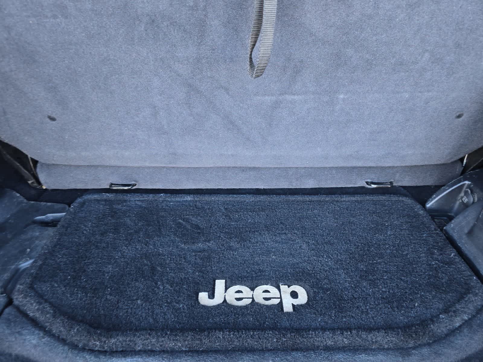 Thumbnail: 2013 Jeep Wrangler - 15