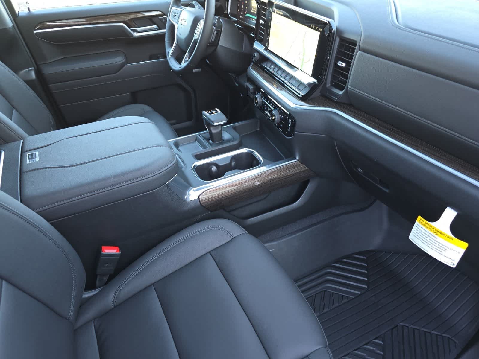 Thumbnail: 2026 Chevrolet Silverado 1500 - 15