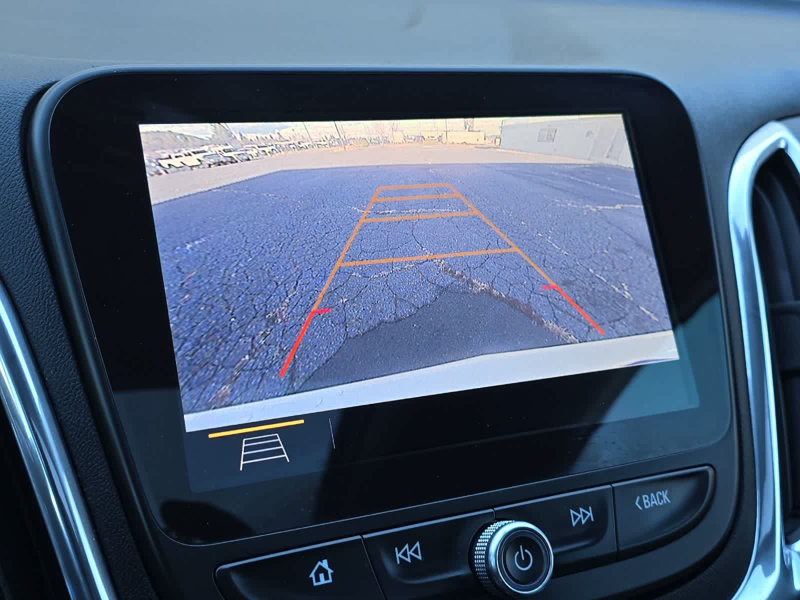 Thumbnail: 2019 Chevrolet Equinox - 20