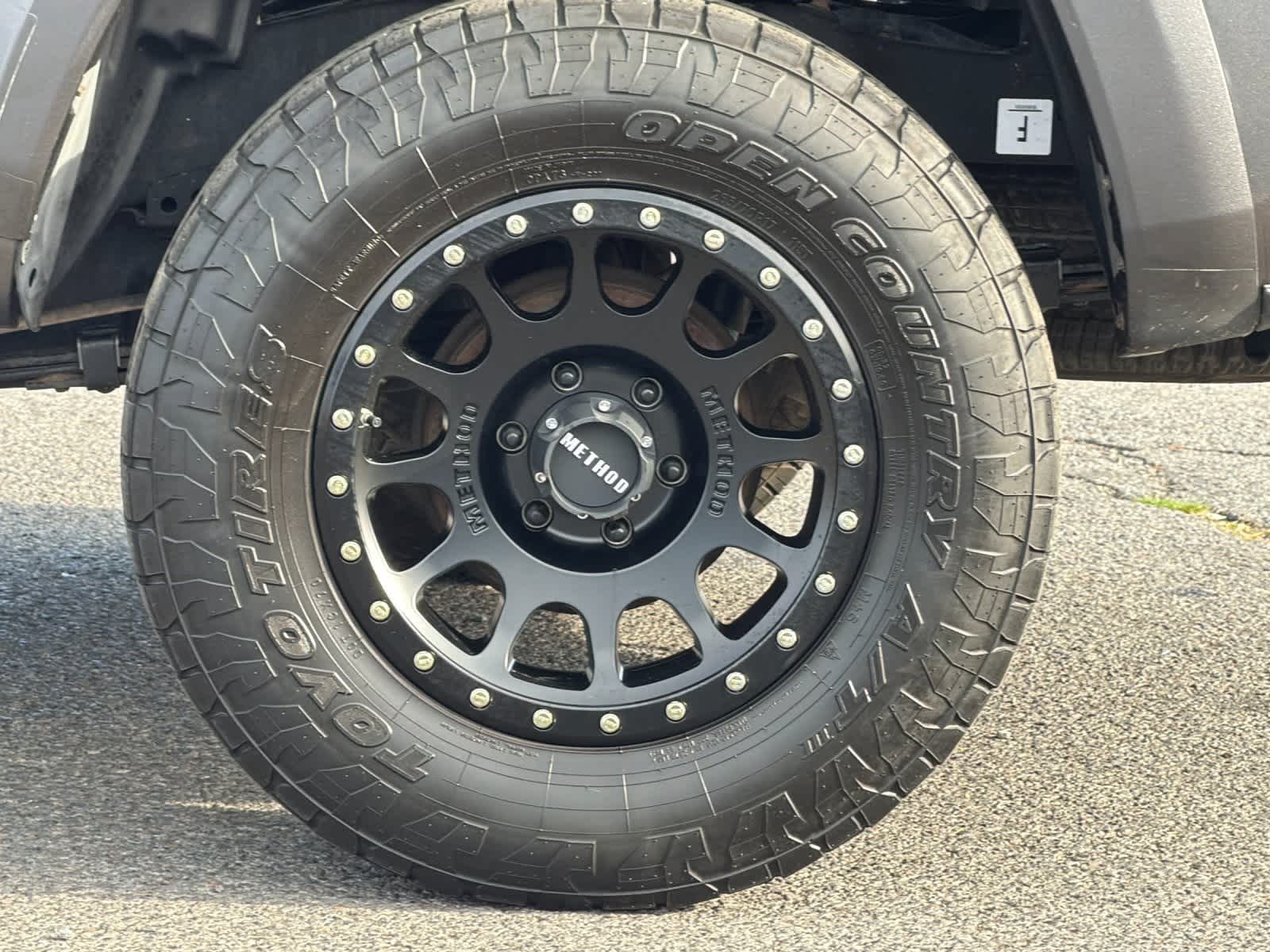 Thumbnail: 2019 Toyota Tacoma - 25