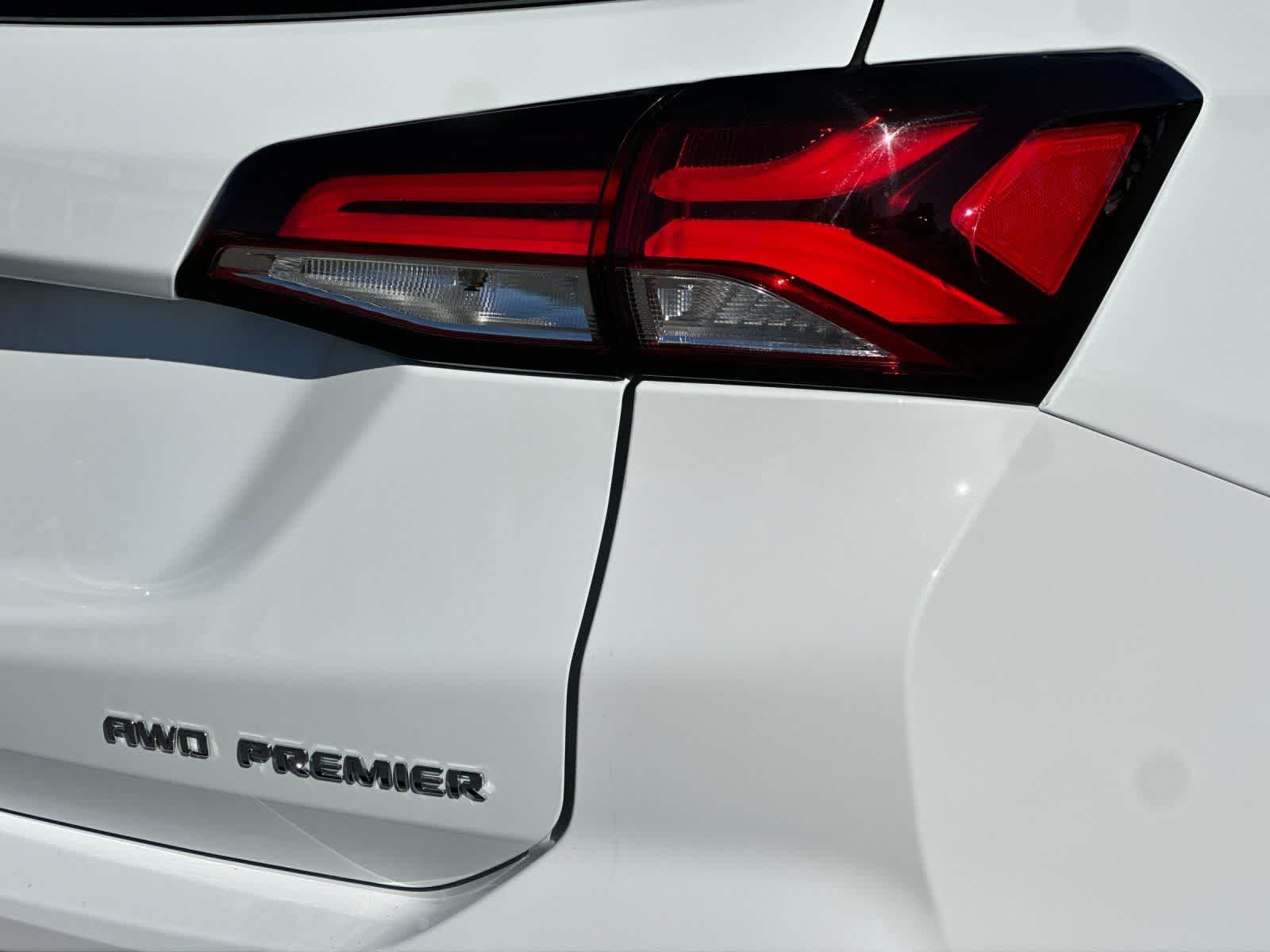 Thumbnail: 2022 Chevrolet Equinox - 28