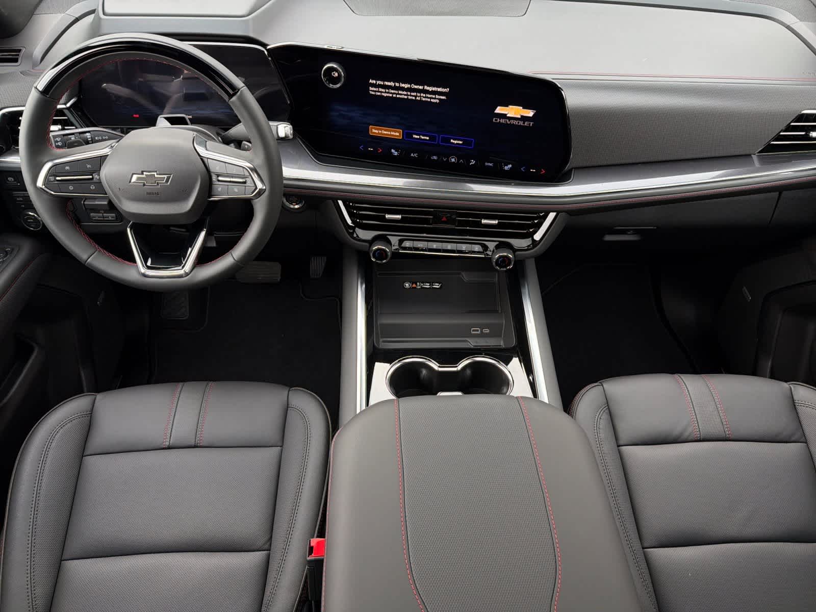 Thumbnail: 2026 Chevrolet Suburban - 3