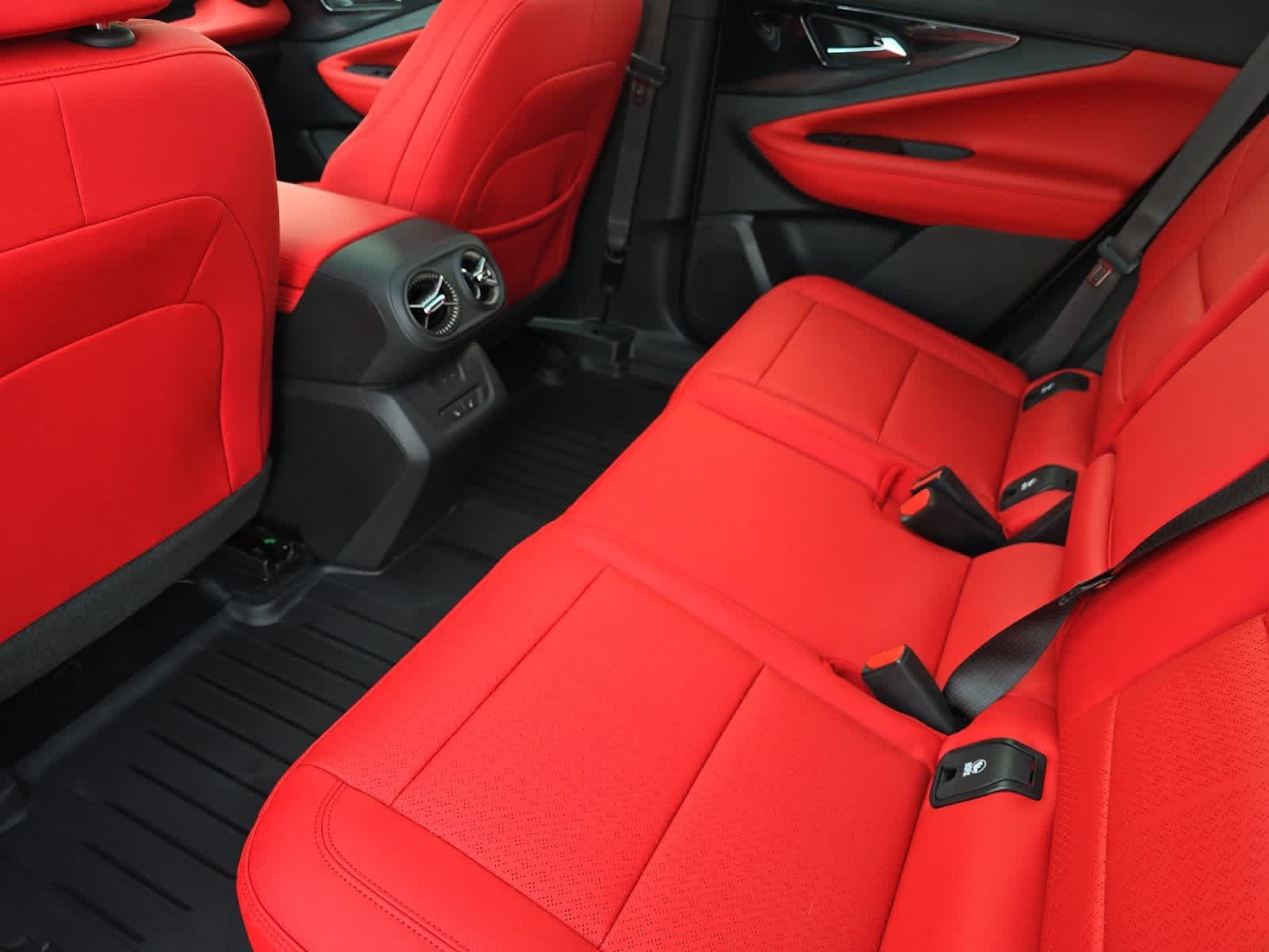 Thumbnail: 2026 Chevrolet Blazer EV - 4