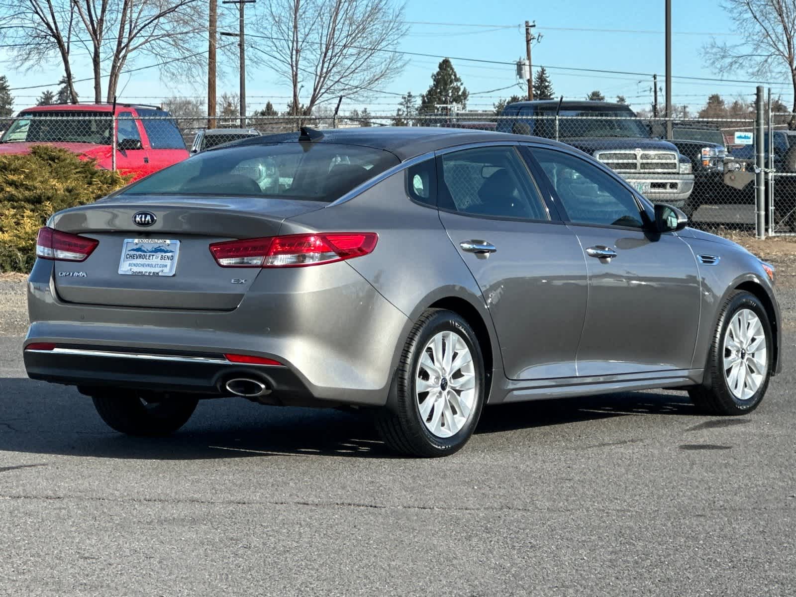 Thumbnail: 2016 Kia Optima - 2