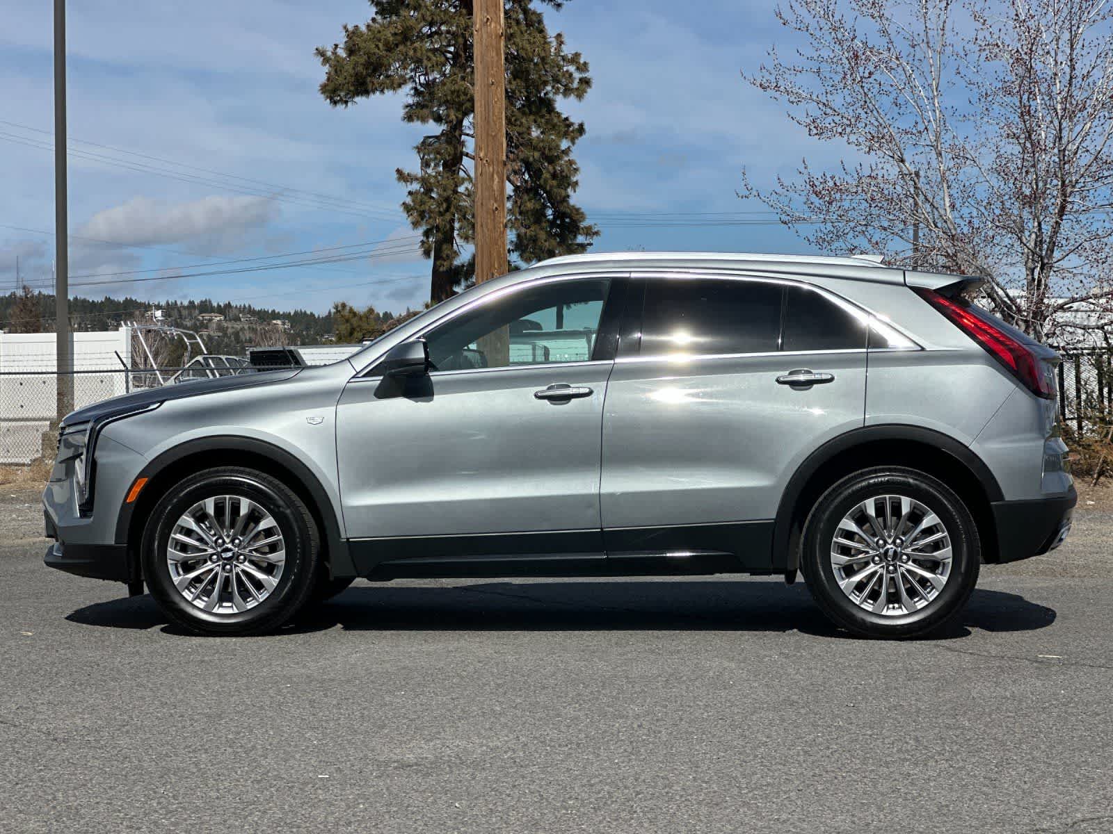 Thumbnail: 2025 Cadillac XT4 - 5