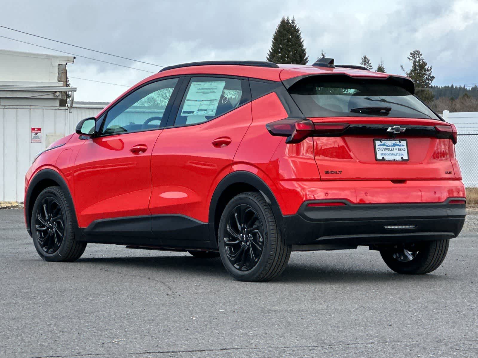 Thumbnail: 2027 Chevrolet Bolt EV - 6