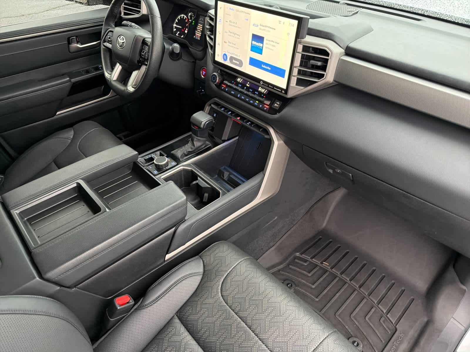 Thumbnail: 2022 Toyota Tundra - 15