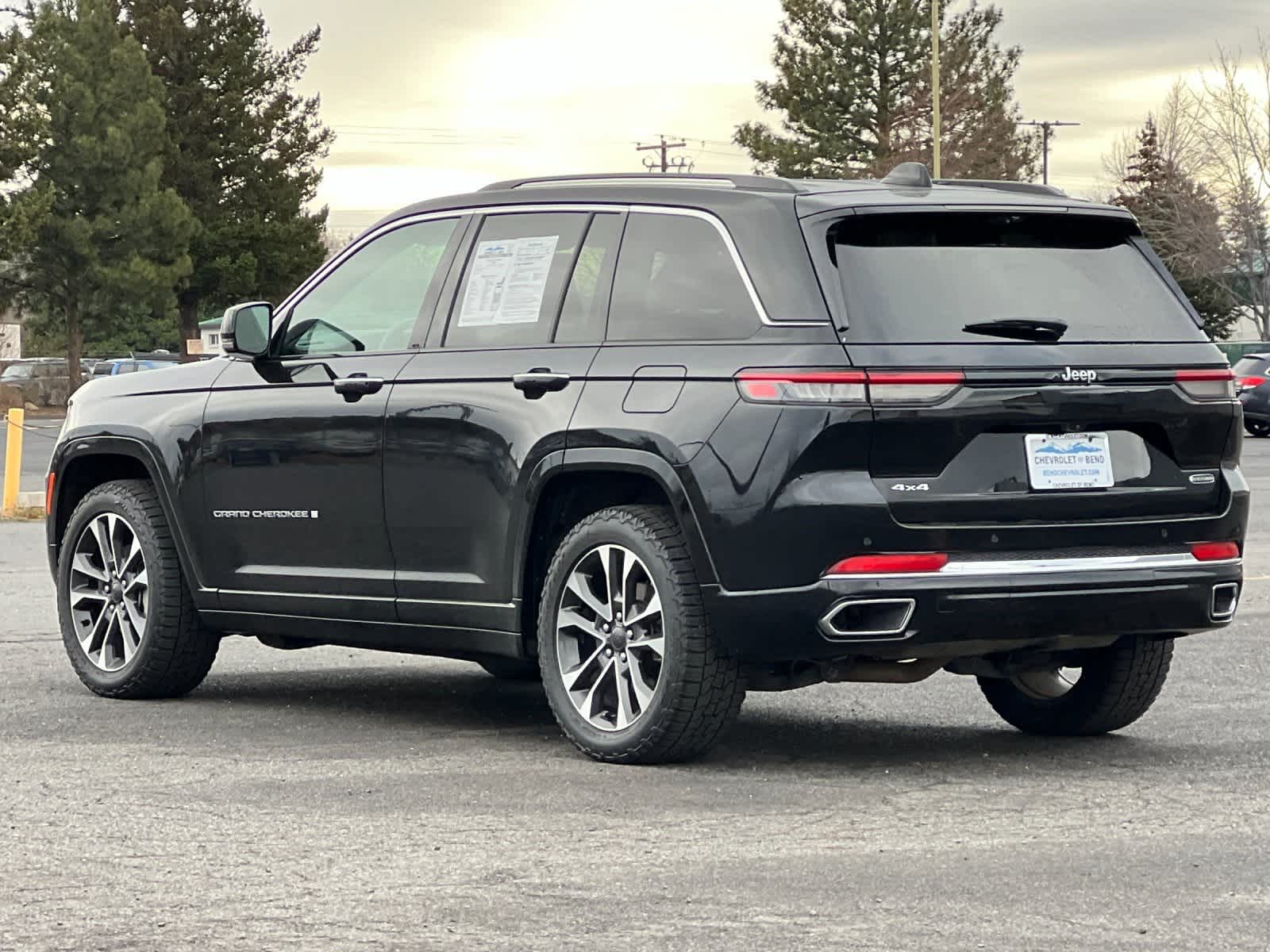 Thumbnail: 2023 Jeep Grand Cherokee - 6