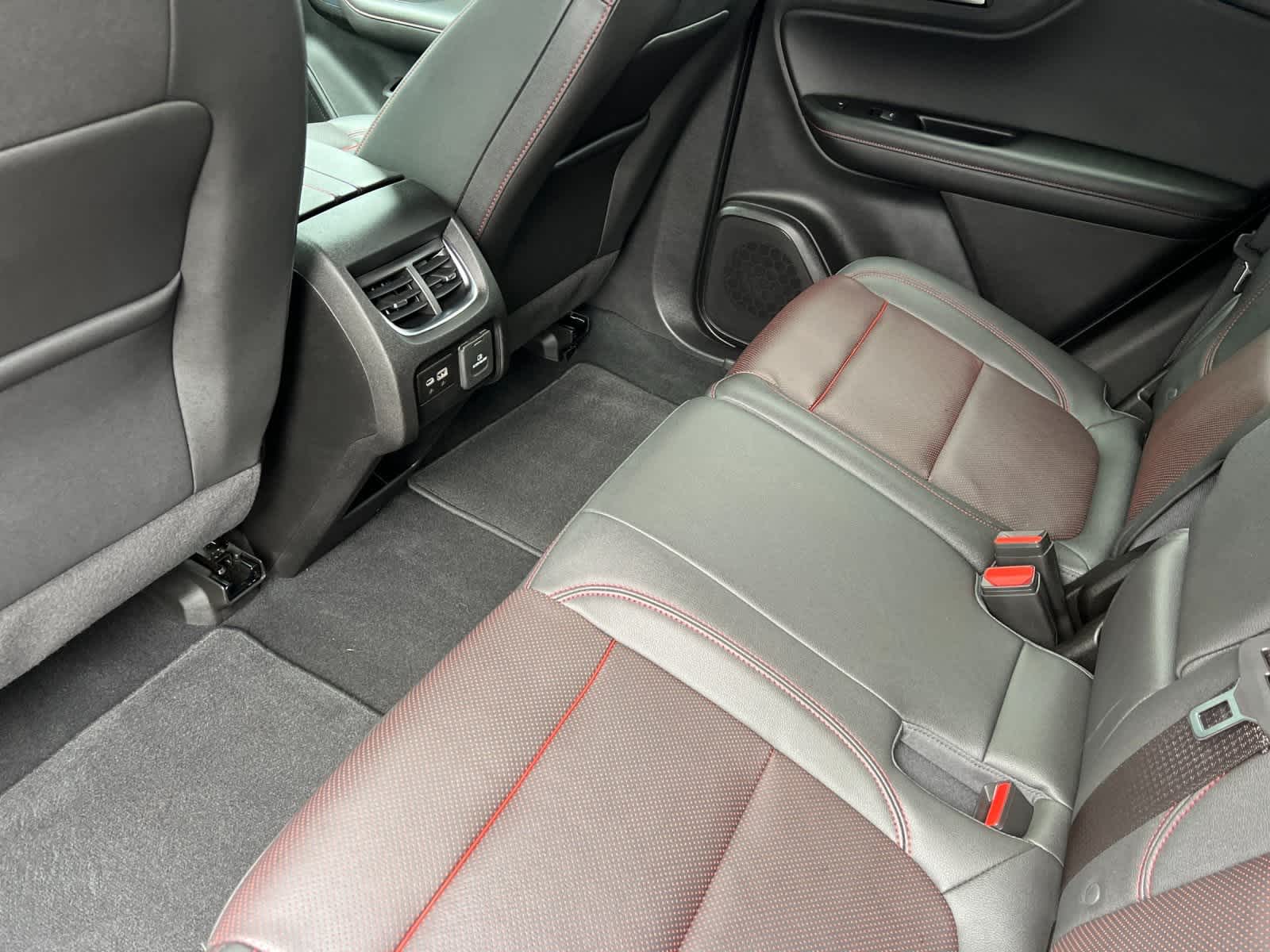 Thumbnail: 2023 Chevrolet Blazer - 4