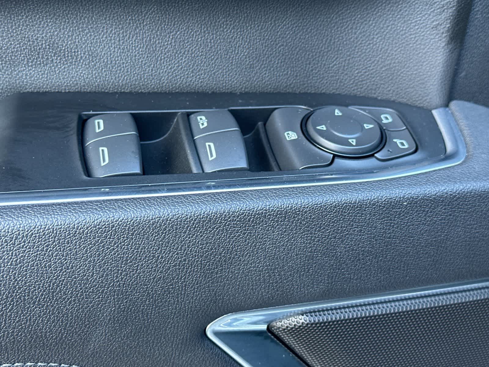 Thumbnail: 2026 Chevrolet Silverado 2500 - 13