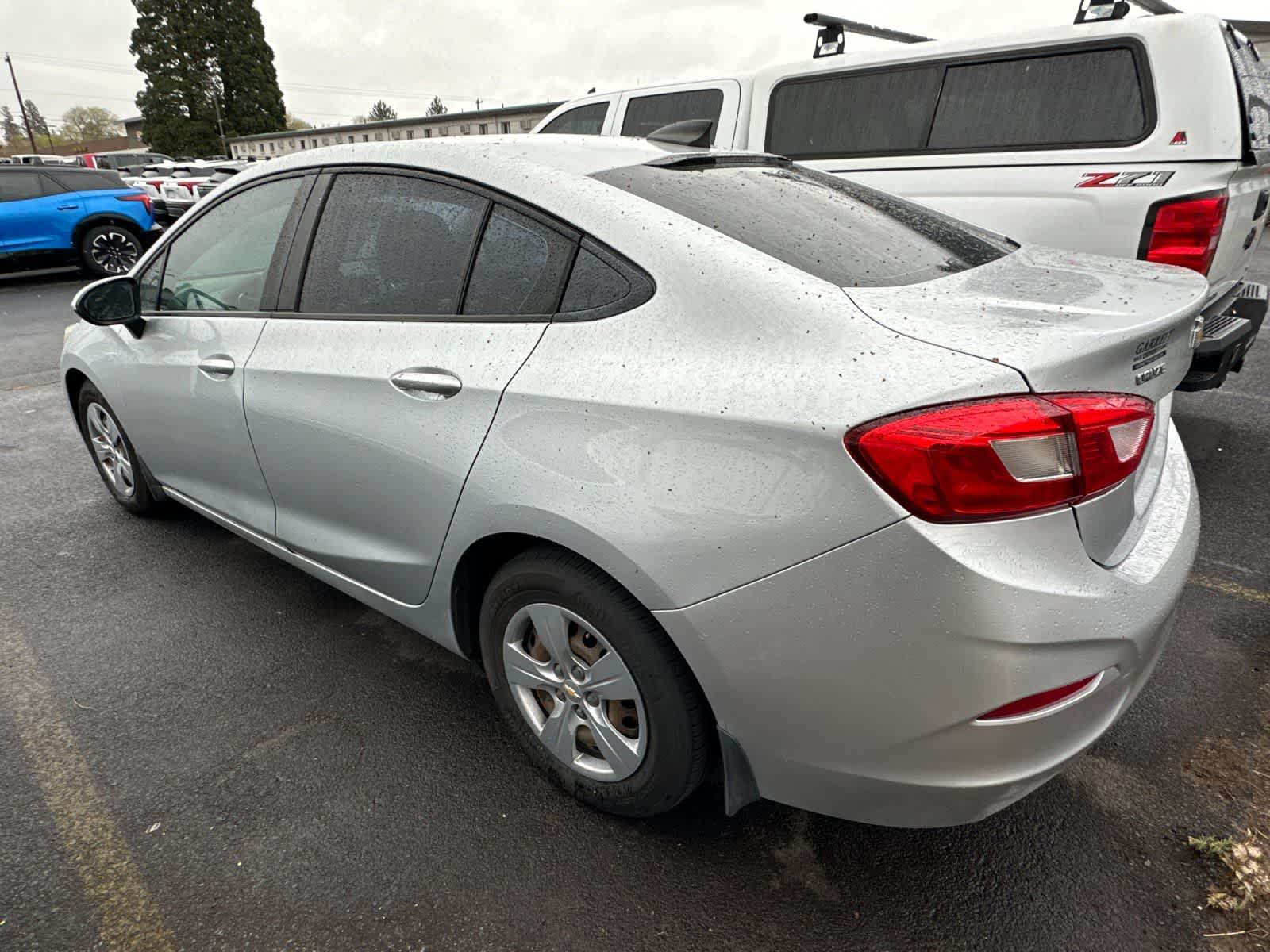 Thumbnail: 2018 Chevrolet Cruze - 5