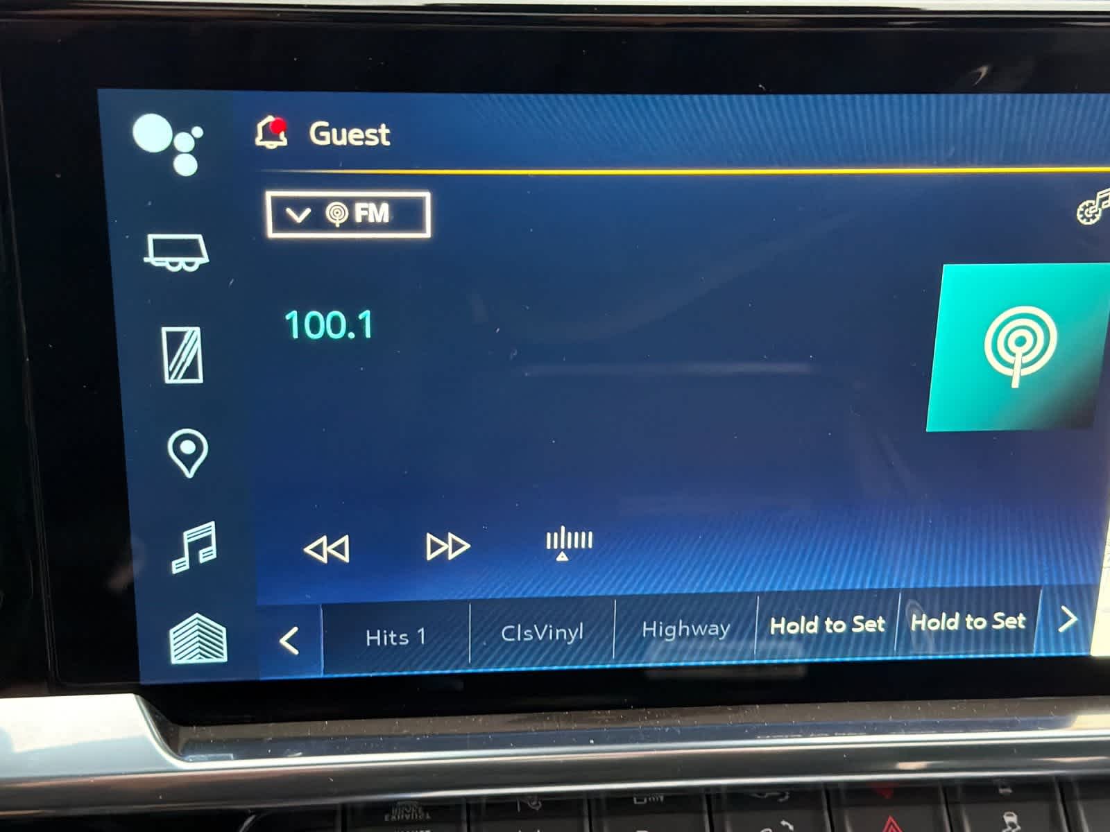 Thumbnail: 2025 Chevrolet Silverado 3500 - 17