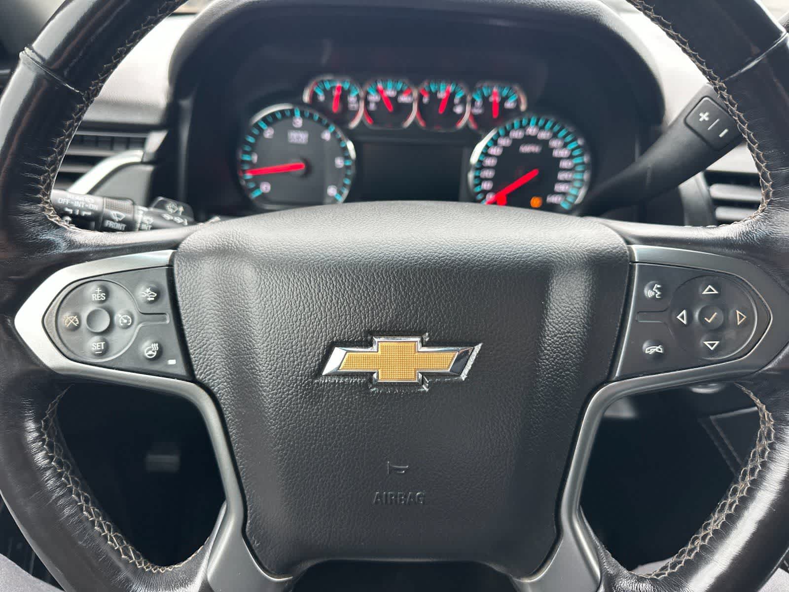 Thumbnail: 2018 Chevrolet Suburban - 25