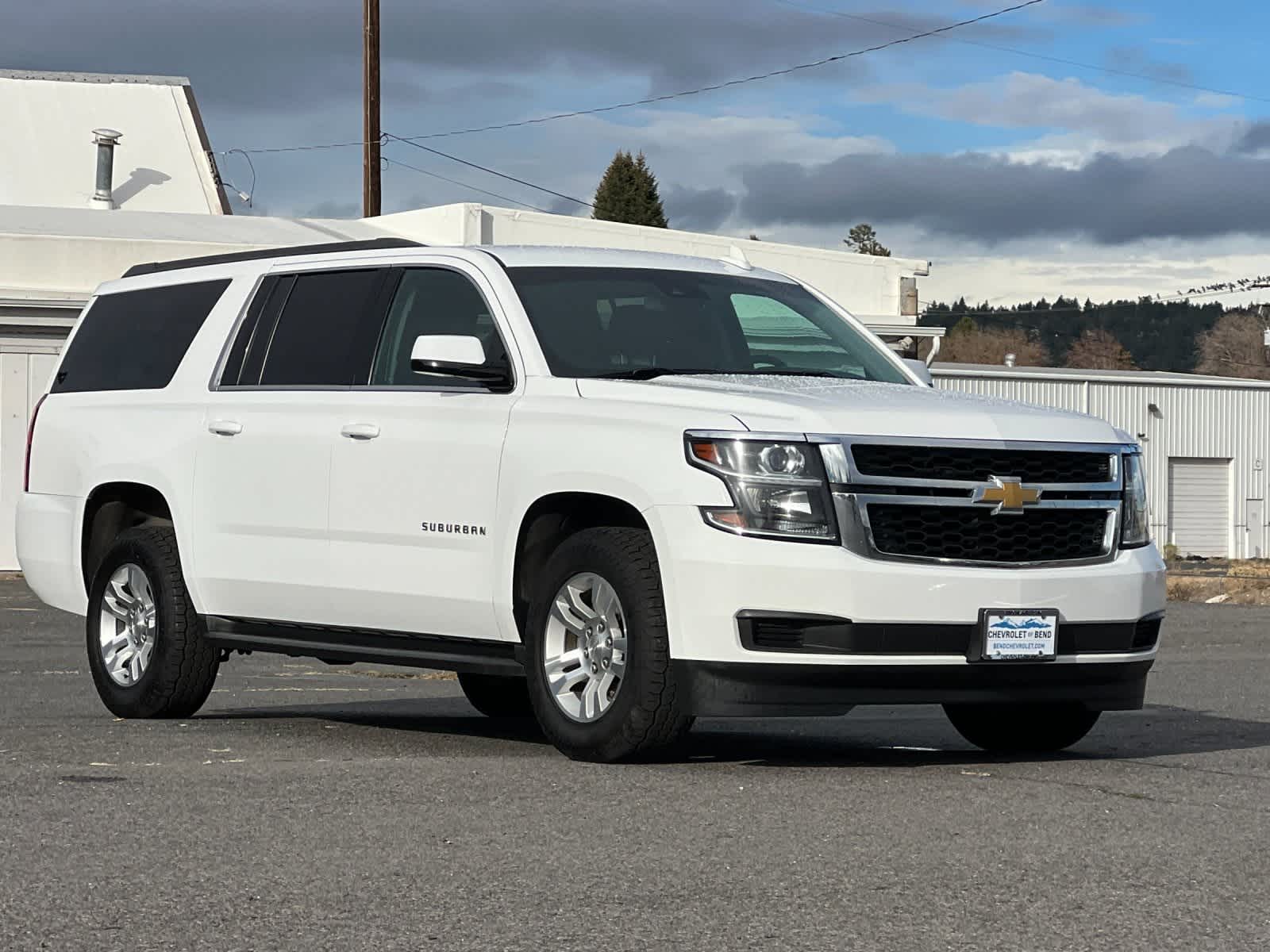 Thumbnail: 2017 Chevrolet Suburban - 9