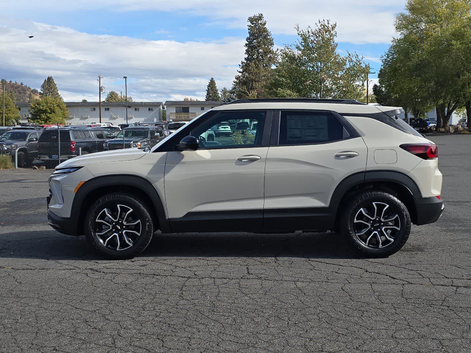 Thumbnail: 2026 Chevrolet TrailBlazer - 5