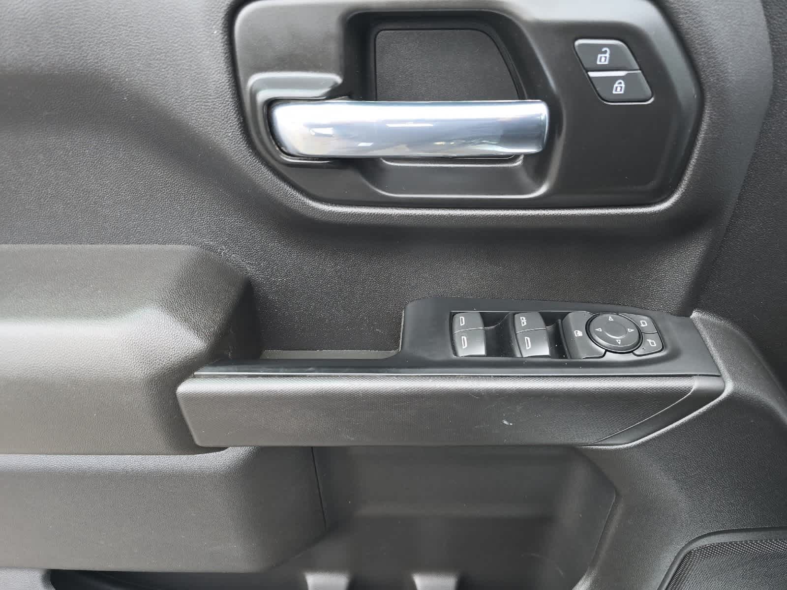 Thumbnail: 2022 Chevrolet Silverado 1500 - 12