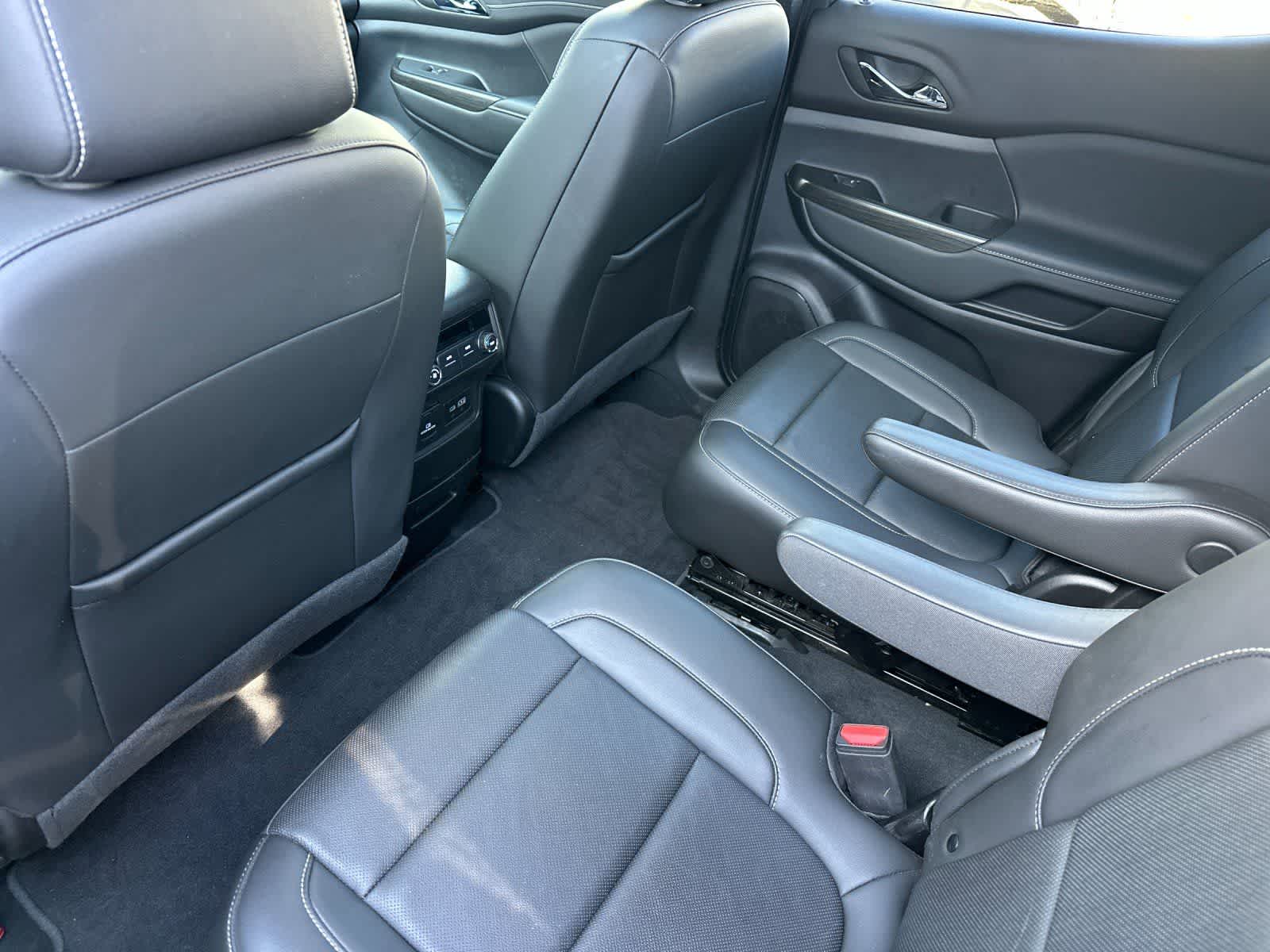 Thumbnail: 2023 GMC Acadia - 4