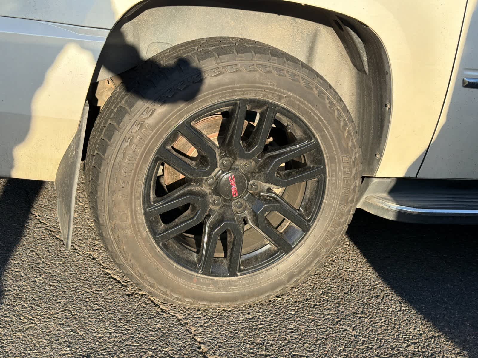 Thumbnail: 2011 Cadillac Escalade - 7