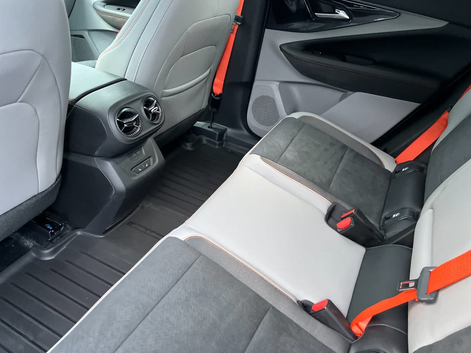 Thumbnail: 2026 Chevrolet Blazer EV - 4