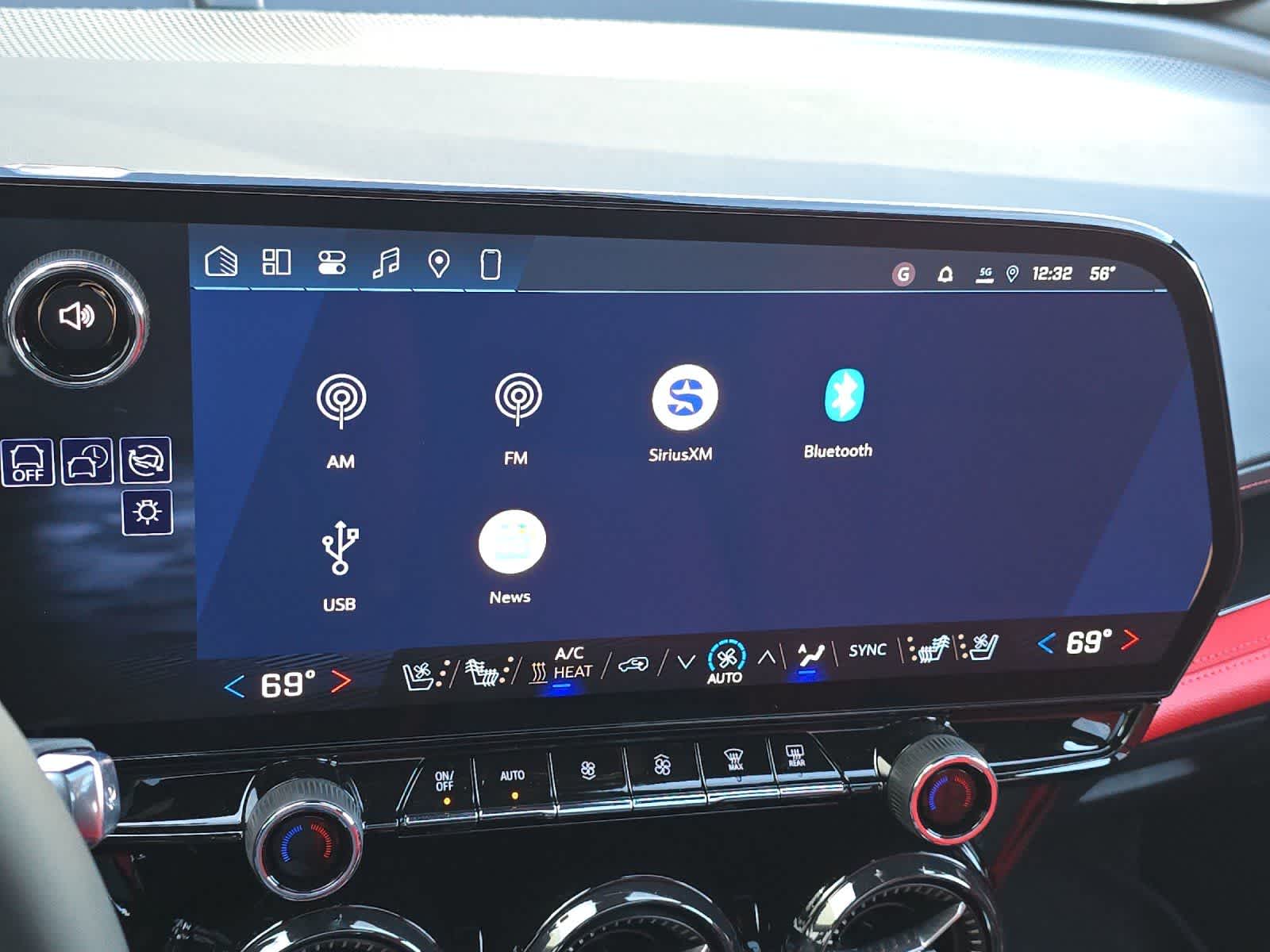 Thumbnail: 2026 Chevrolet Blazer EV - 18