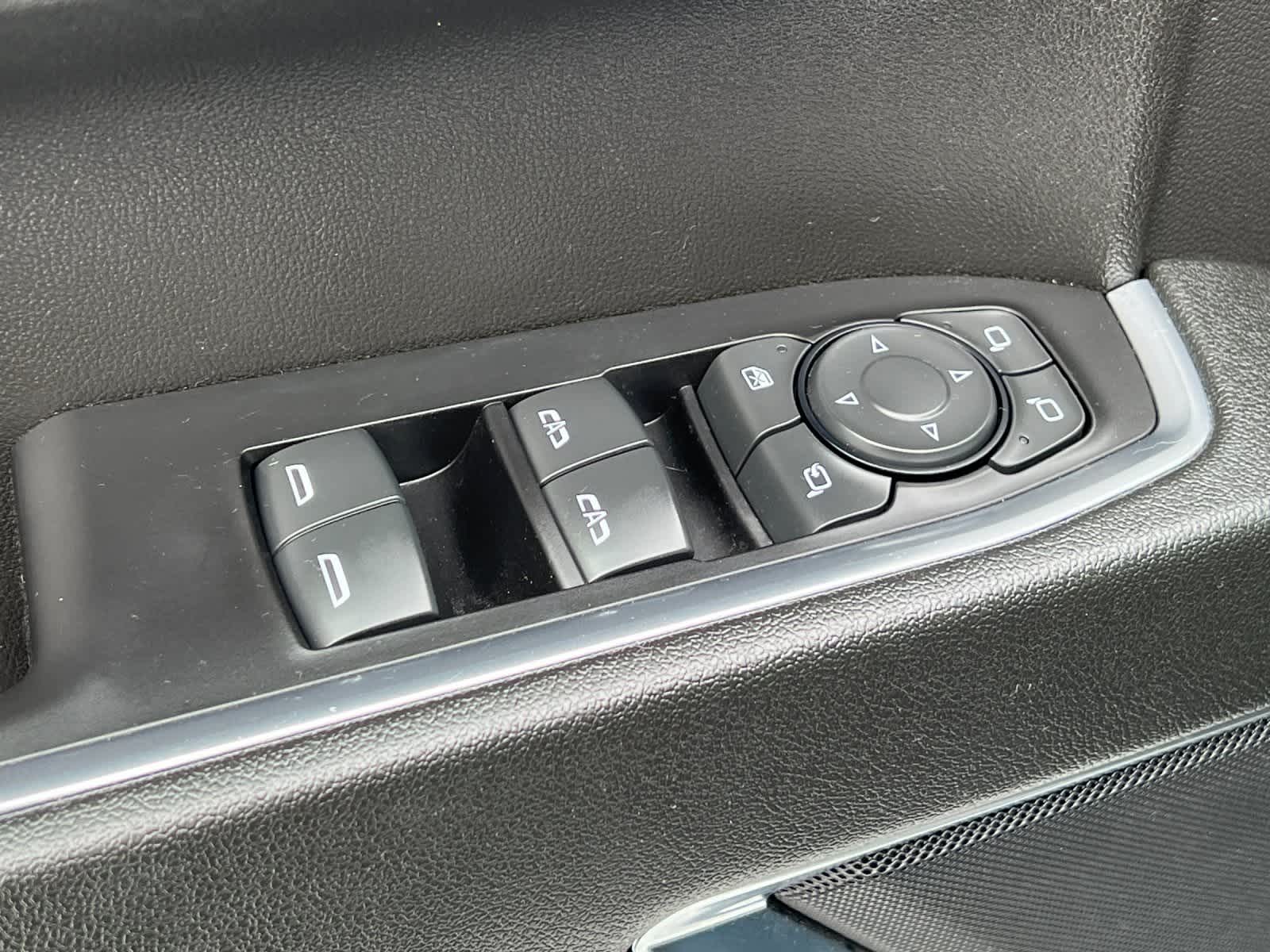 Thumbnail: 2024 GMC Sierra 1500 - 13