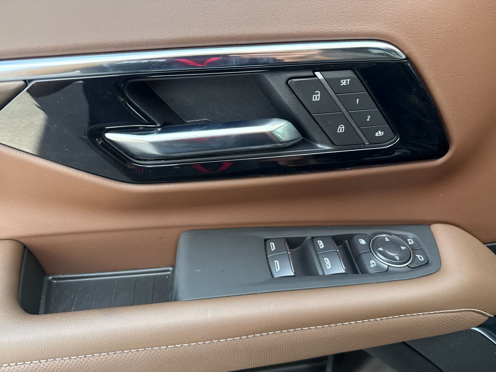Thumbnail: 2026 Chevrolet Tahoe - 12