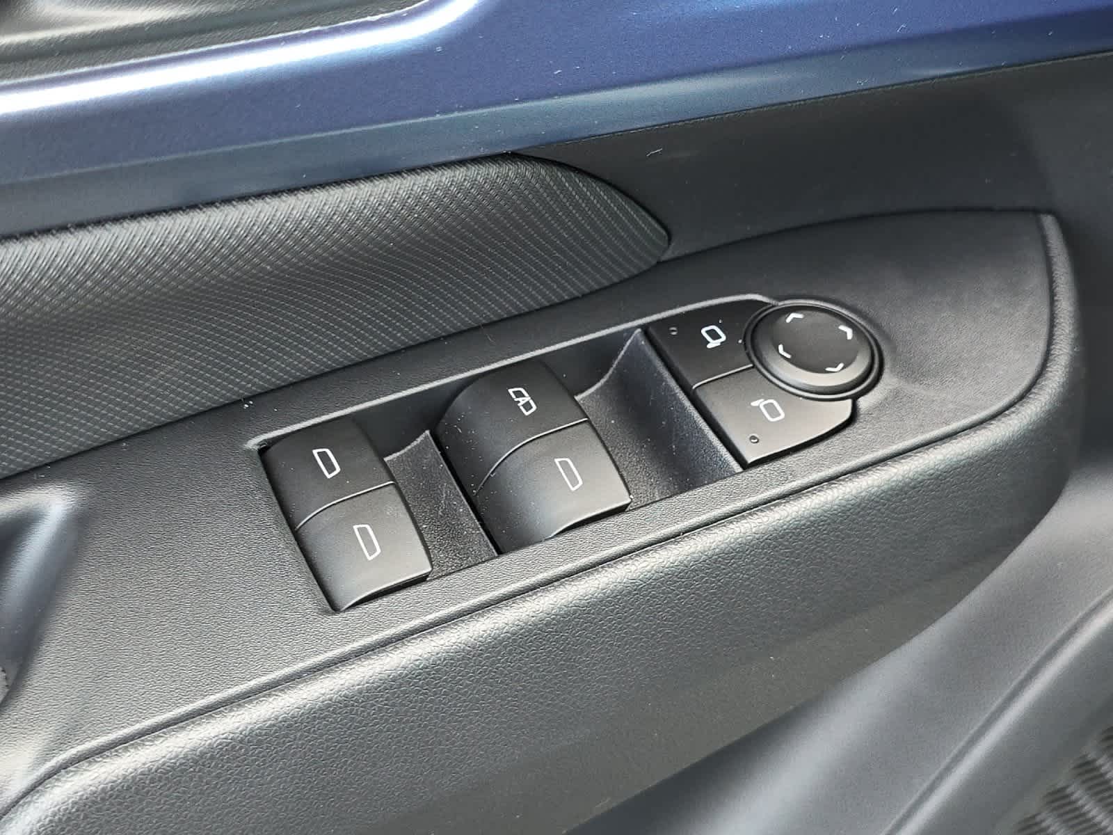 Thumbnail: 2026 Chevrolet Equinox - 13