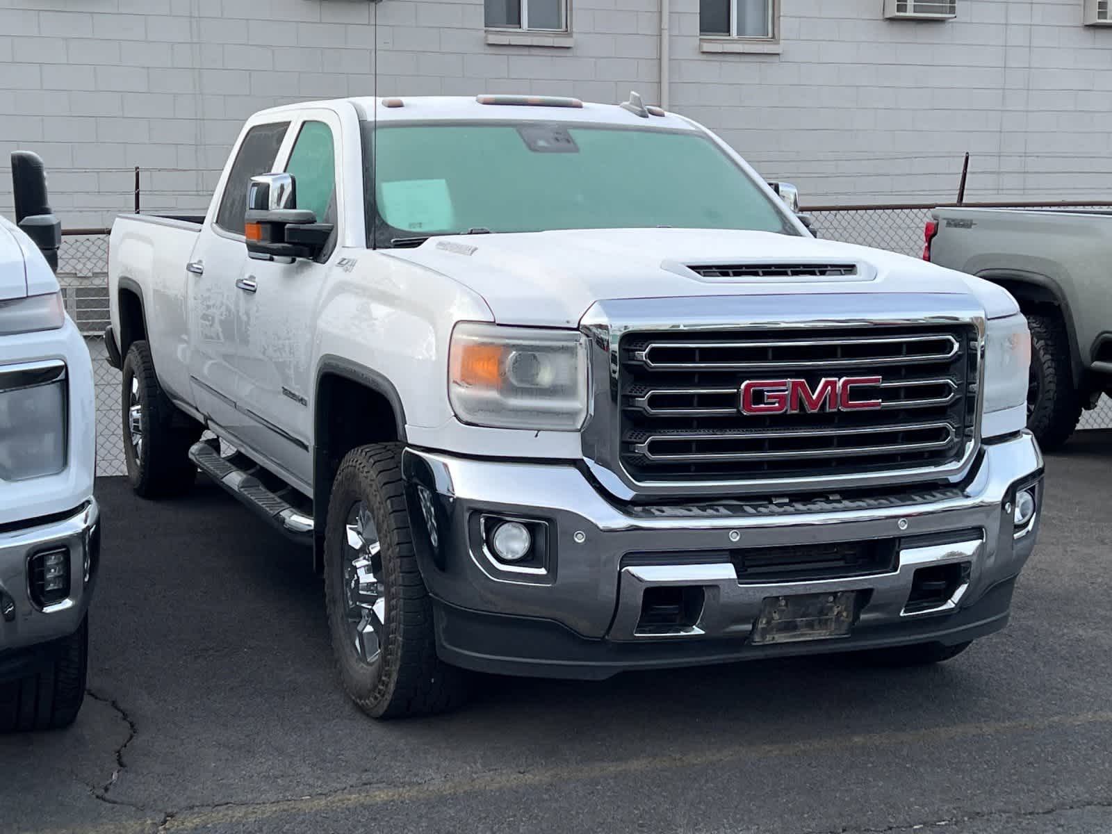 Thumbnail: 2019 GMC Sierra 3500 - 5