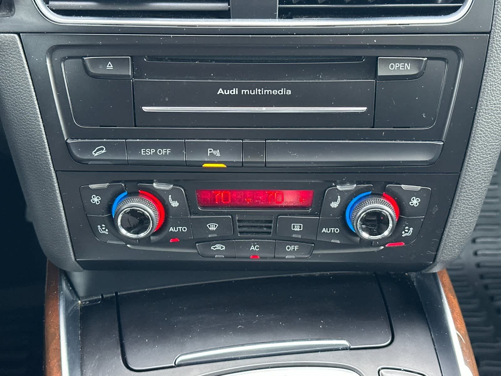 Thumbnail: 2010 Audi Q5 - 21