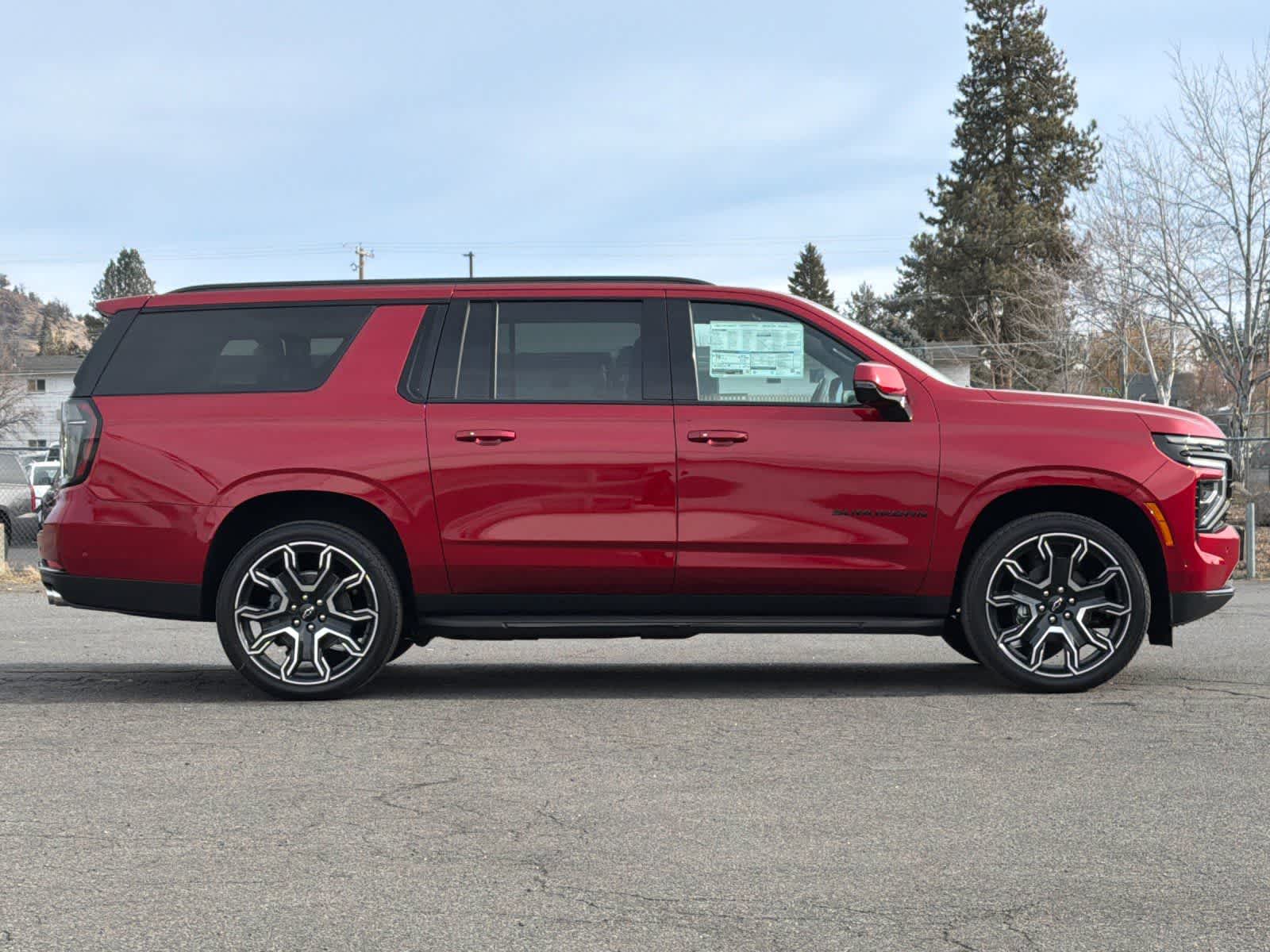 Thumbnail: 2026 Chevrolet Suburban - 8