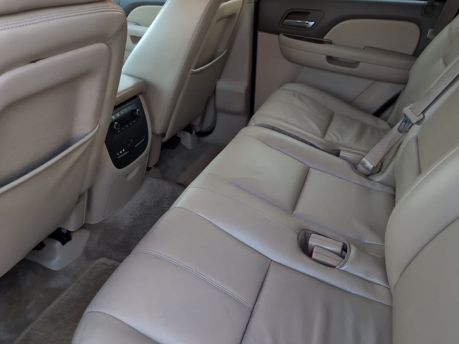 Thumbnail: 2011 Chevrolet Tahoe - 4