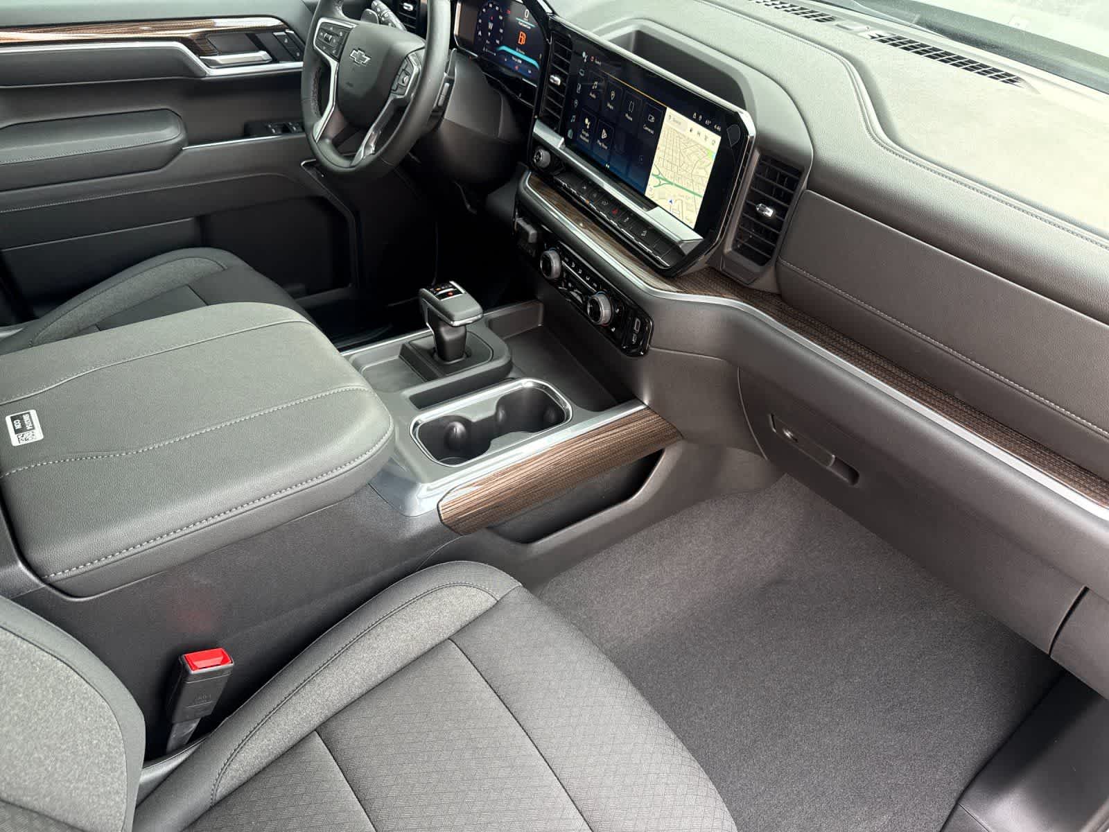 Thumbnail: 2026 Chevrolet Silverado 1500 - 15