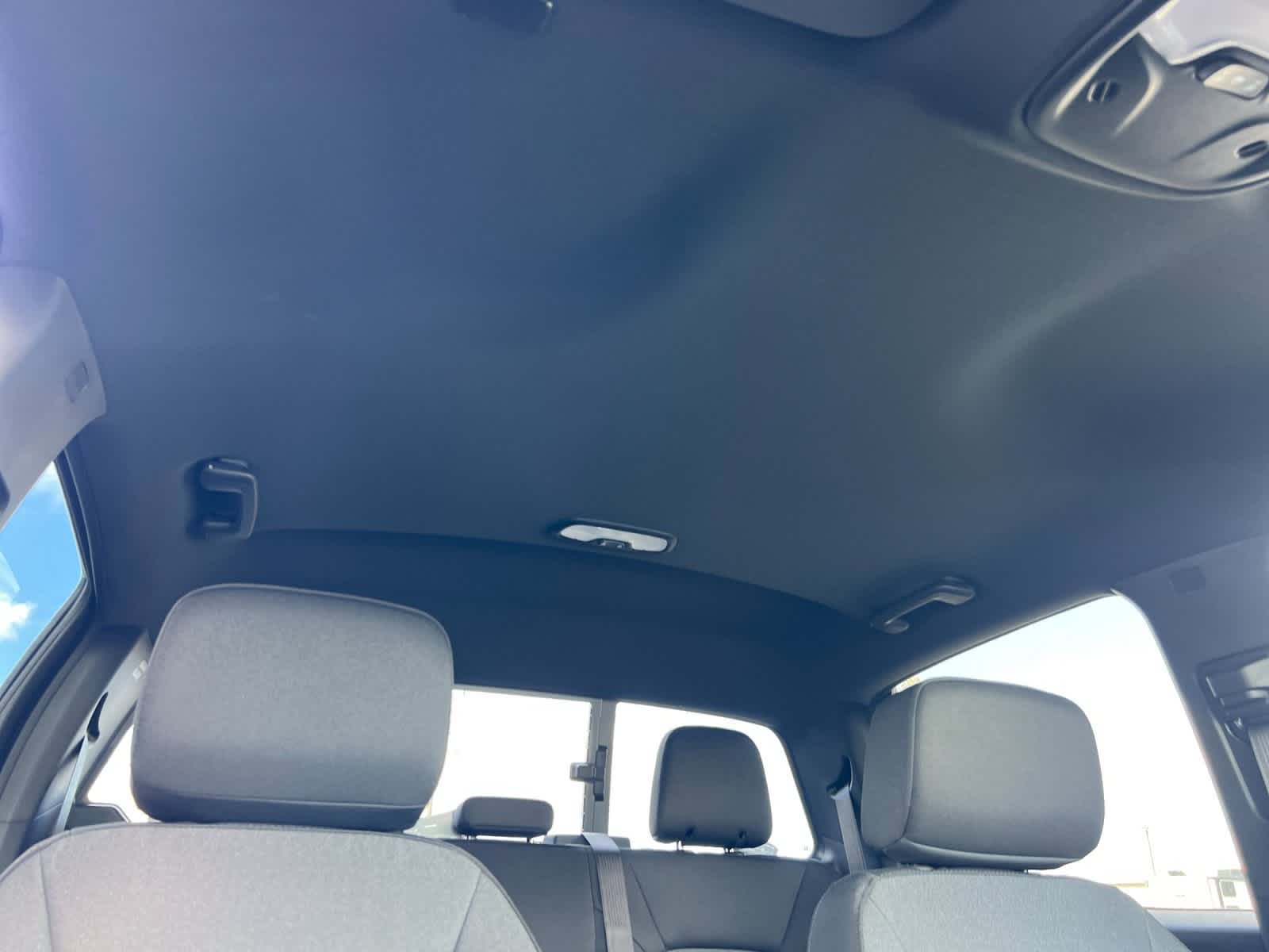 Thumbnail: 2025 Chevrolet Colorado - 16