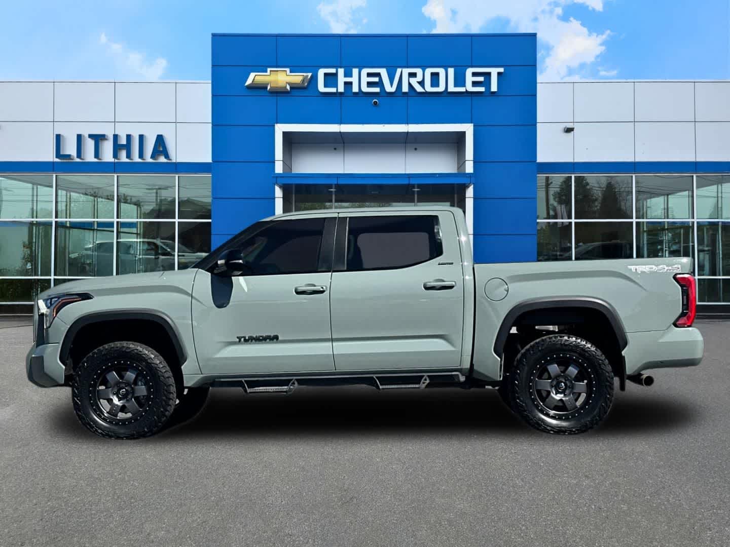 Thumbnail: 2024 Toyota Tundra - 5