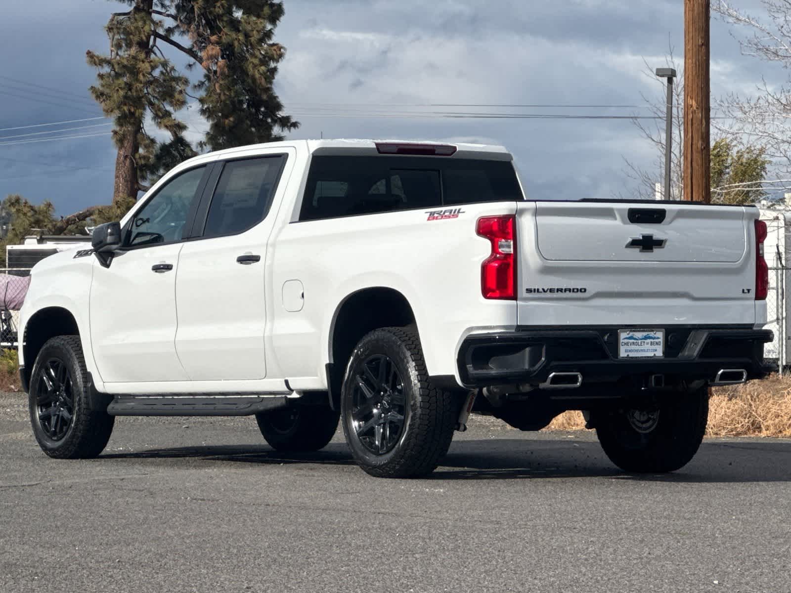 Thumbnail: 2026 Chevrolet Silverado 1500 - 6