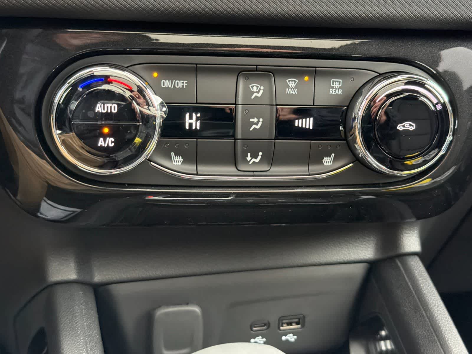 Thumbnail: 2026 Chevrolet TrailBlazer - 20