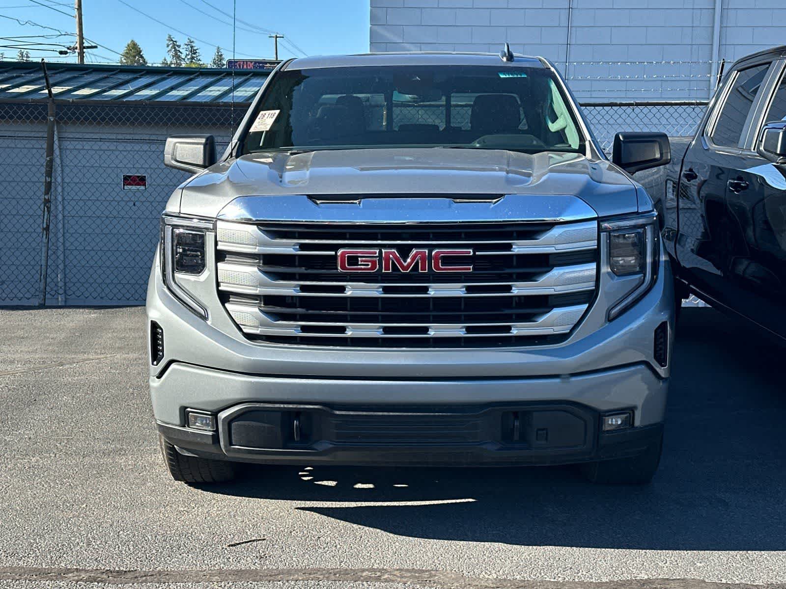 Thumbnail: 2024 GMC Sierra 1500 - 2