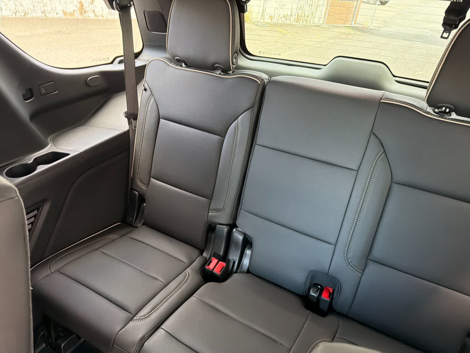 Thumbnail: 2026 Chevrolet Tahoe - 15