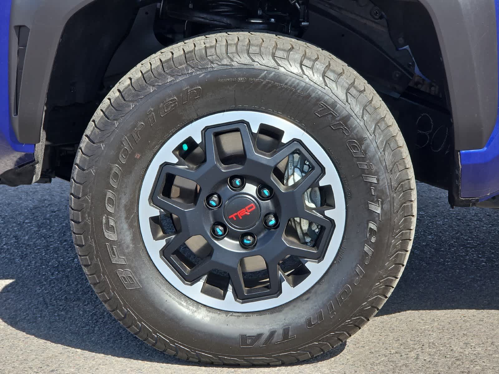 2024 Toyota Tacoma TRD Off-Road 25