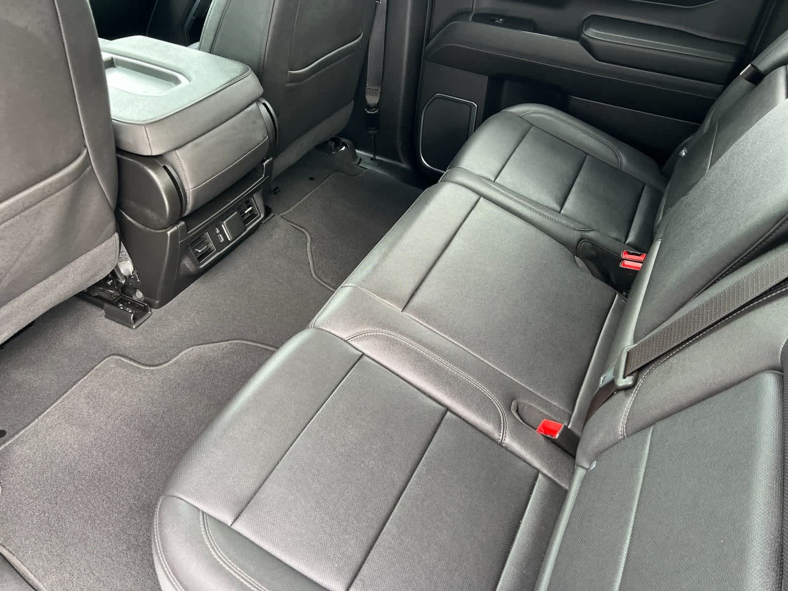 Thumbnail: 2024 GMC Sierra 1500 - 4