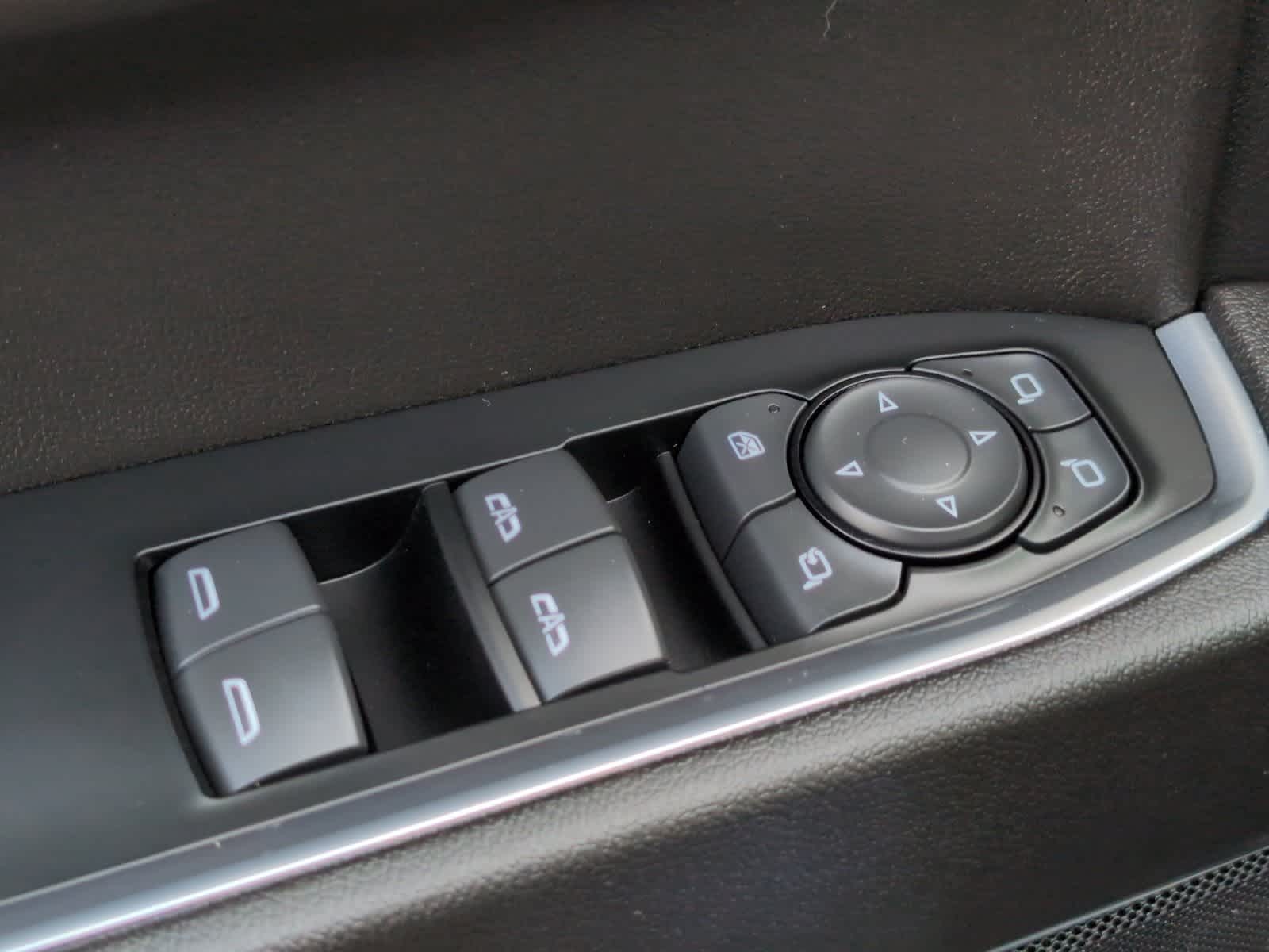 Thumbnail: 2023 Chevrolet Silverado 1500 - 13