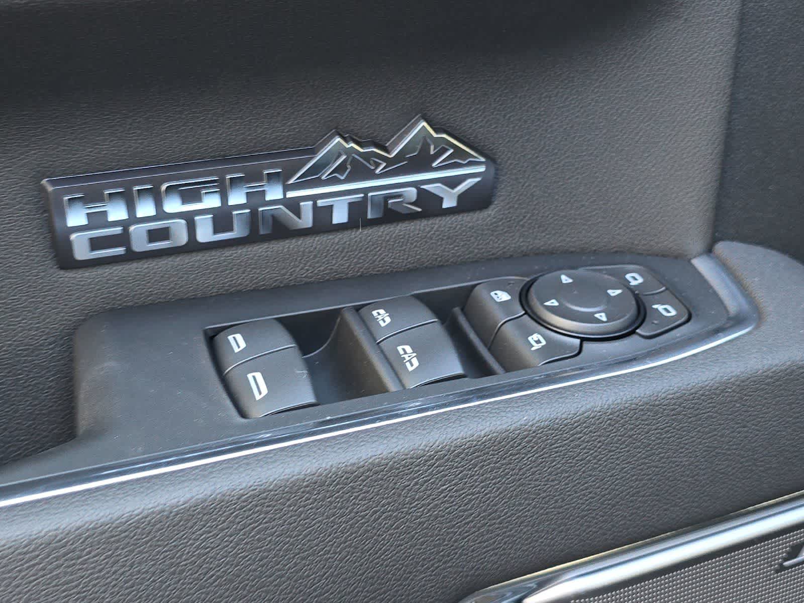 Thumbnail: 2026 Chevrolet Silverado 1500 - 13