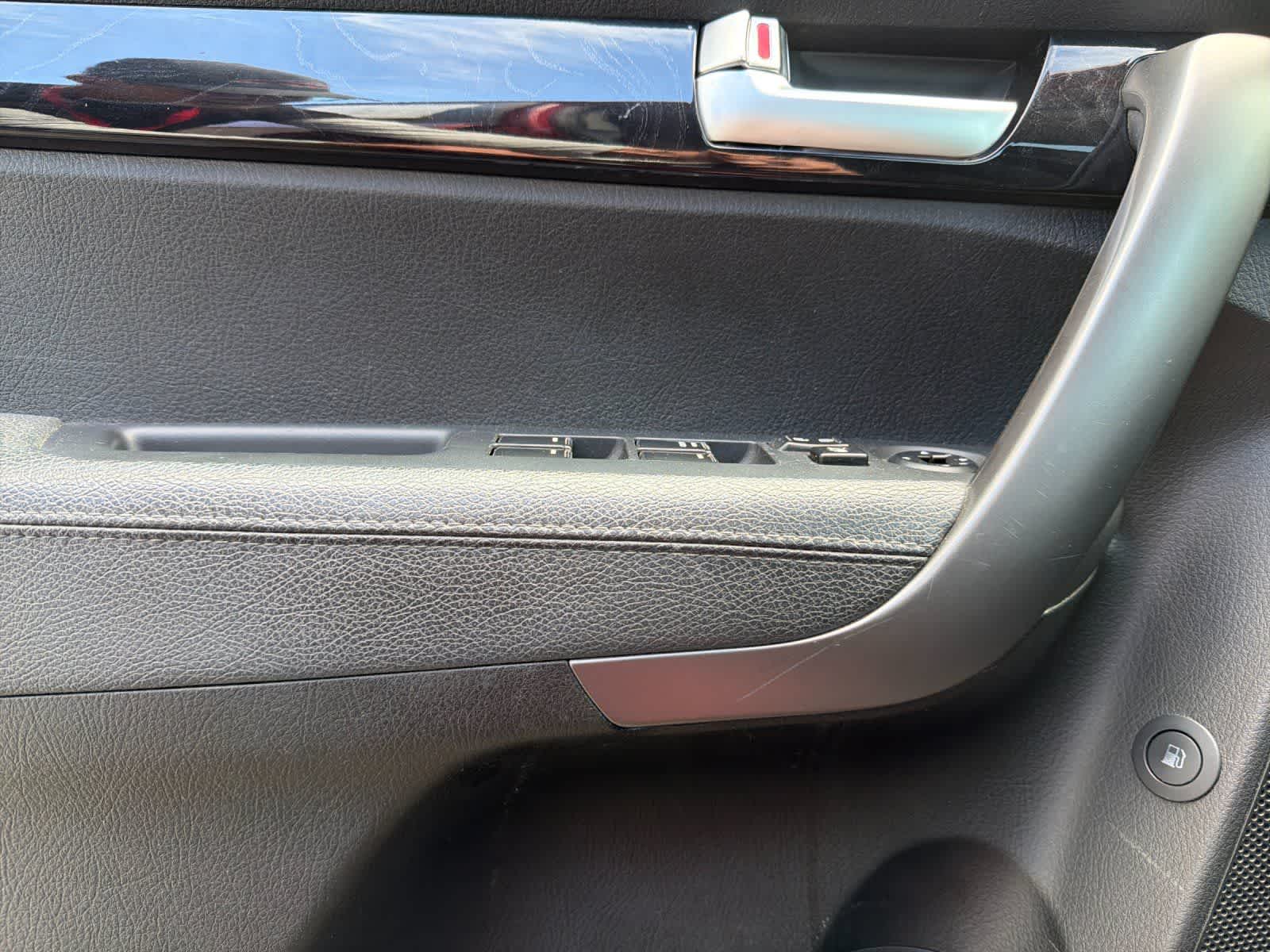 Thumbnail: 2015 Kia Sorento - 12