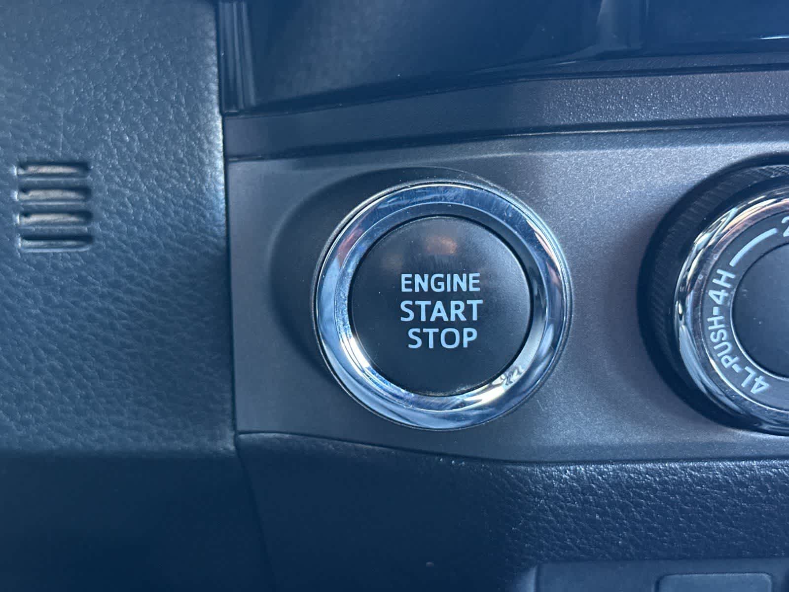 Thumbnail: 2018 Toyota Tacoma - 22