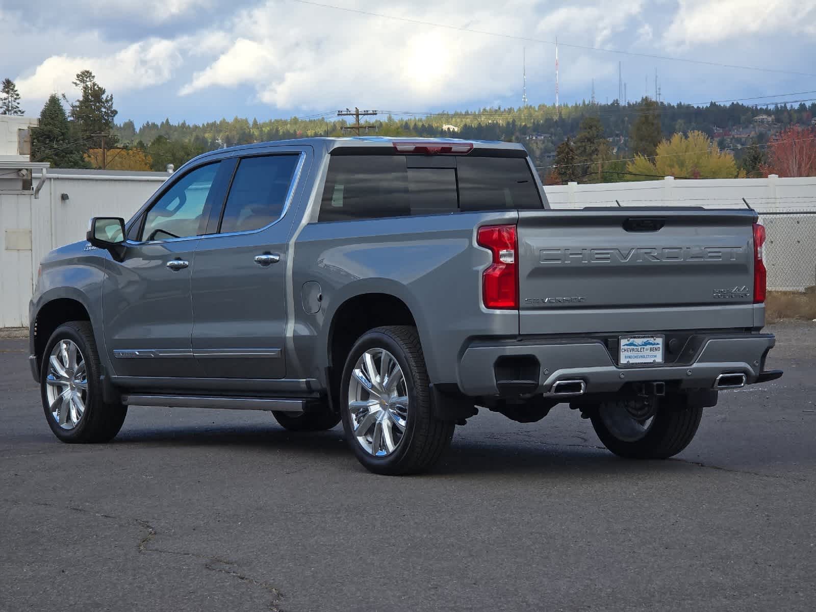 Thumbnail: 2026 Chevrolet Silverado 1500 - 6