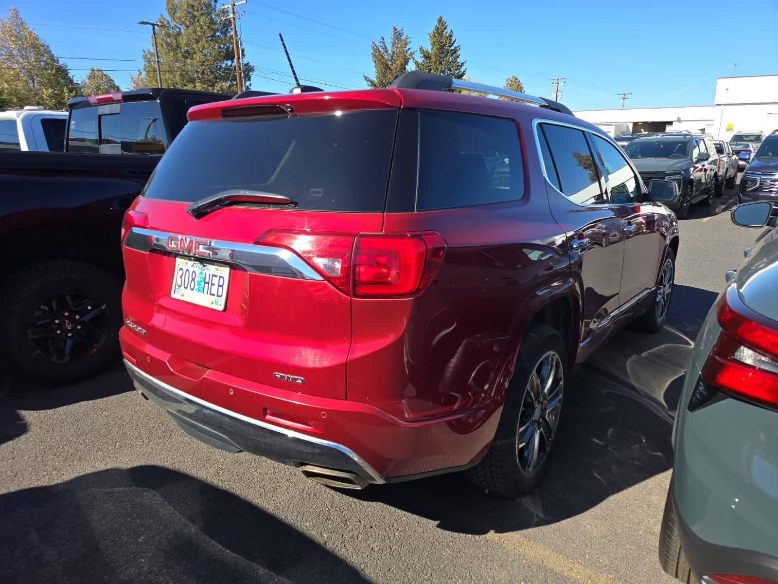 Thumbnail: 2019 GMC Acadia - 2